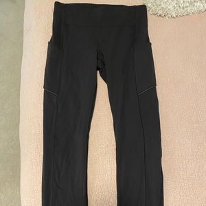 Lululemon leggings with pocket for phone